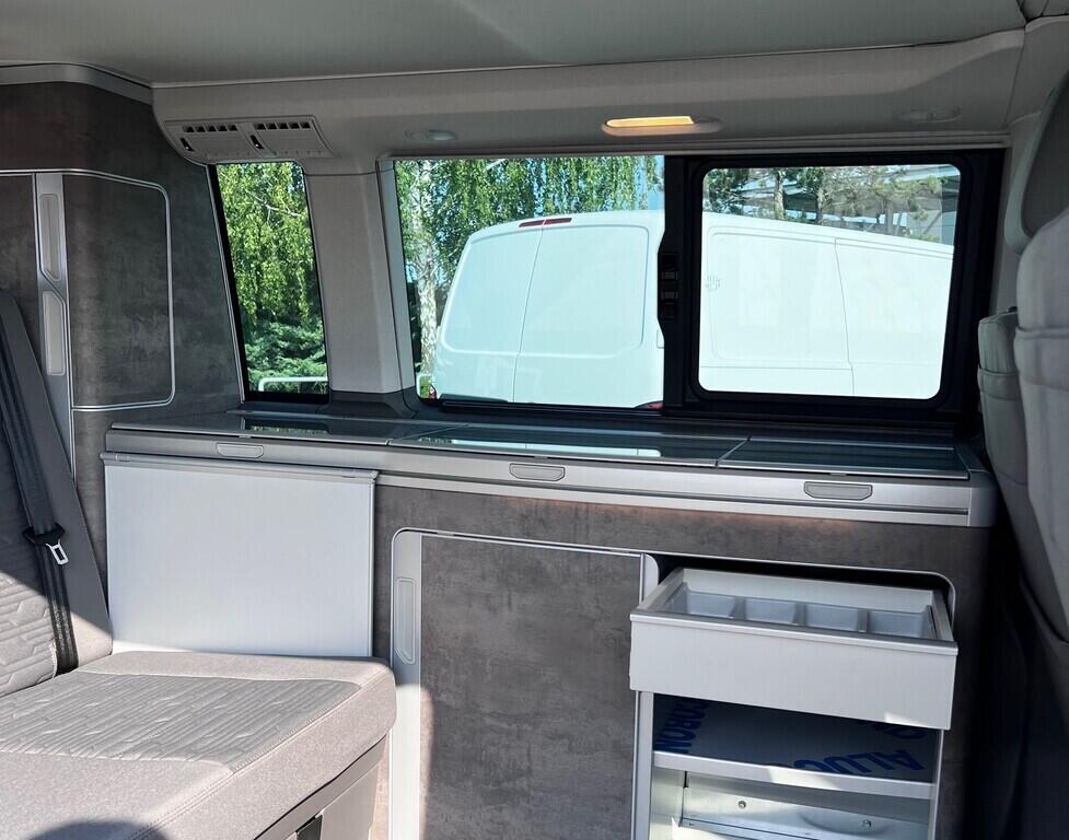 O021U02377_28.webp_Akční California 6.1 Ocean 2,0 TDI 4MOT DSG 110 kW  Skladem