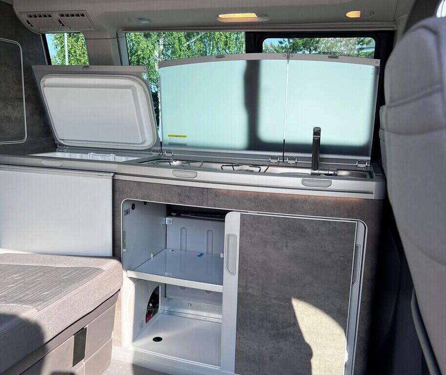 O021U02377_29.webp_Akční California 6.1 Ocean 2,0 TDI 4MOT DSG 110 kW  Skladem