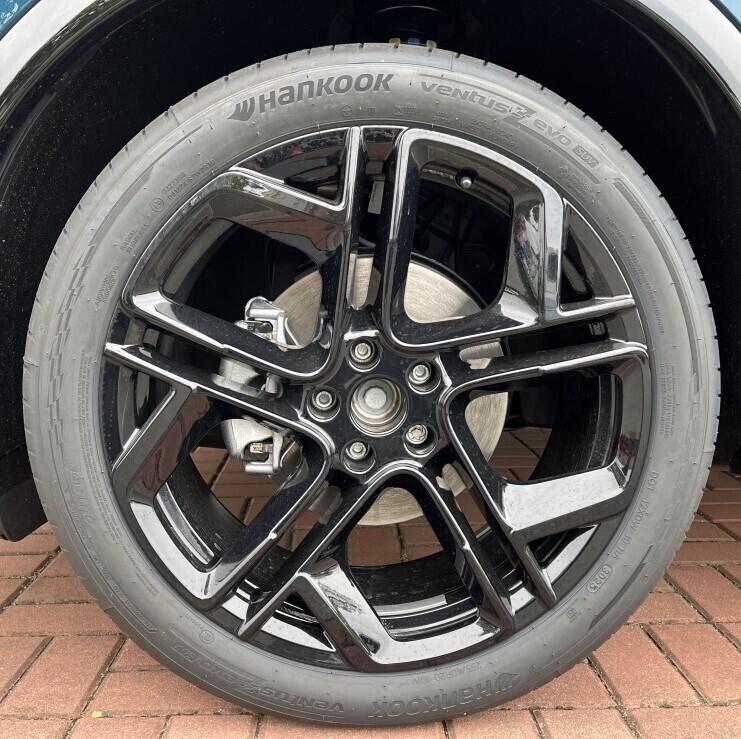 O121O07438_24.webp_Tiguan R-Line 1,5 eTSI mHEV 110 kW 7 DSG