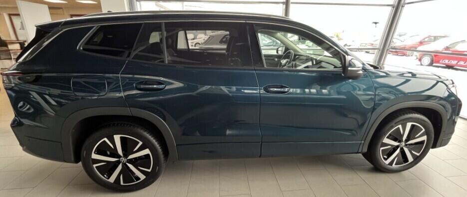 O121O07616_17.webp_Tayron People 1,5 eTSI 7DSG 110 kW