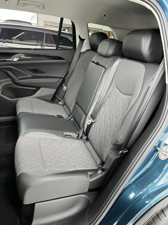 O121O07616_20.webp_Tayron People 1,5 eTSI 7DSG 110 kW