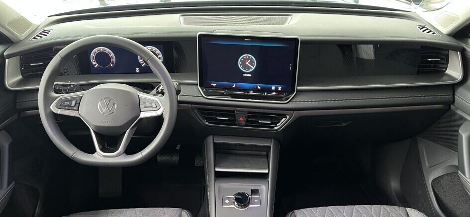 O121O07616_22.webp_Tayron People 1,5 eTSI 7DSG 110 kW