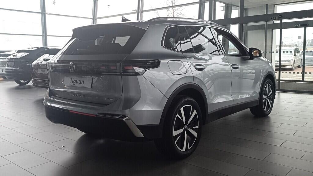 O121O07645_16.webp_Tiguan Elegance 1,5 eTSI 110 kW 7 DSG