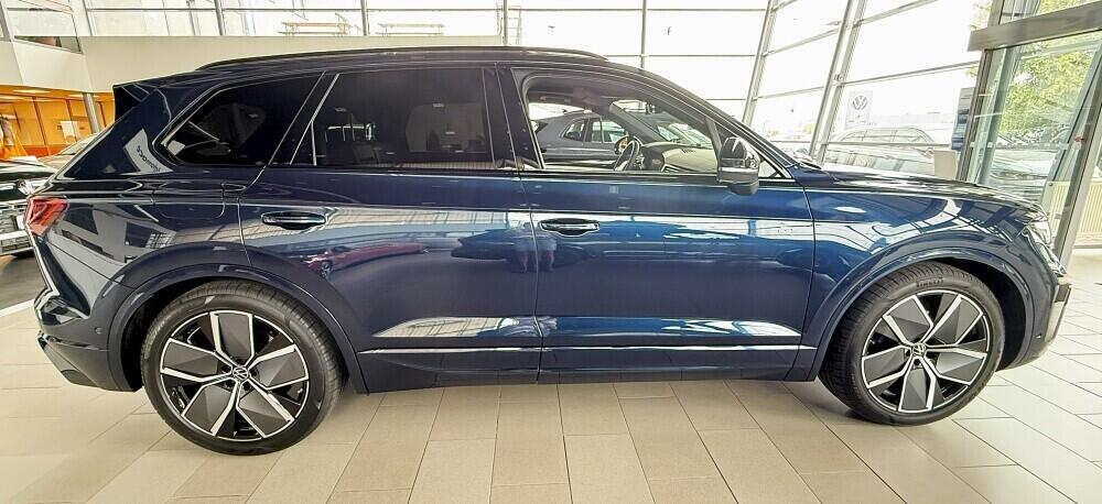 O121O07700_17.webp_Touareg R-Line V6 3,0 TDI 210 kW Tiptronic 8st. automat