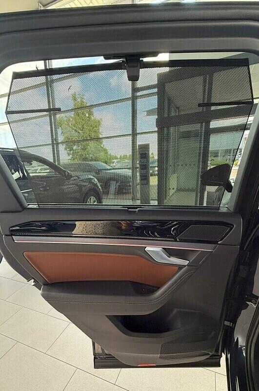 O121O07708_26.webp_Touareg R-Line V6 3,0 TDI 210 kW Tiptronic 8st. automat