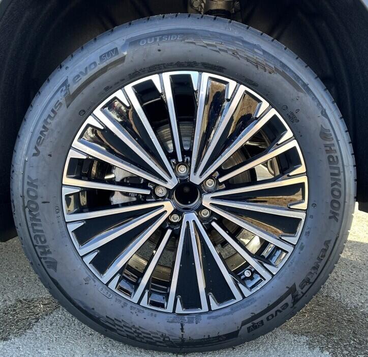 O121O07737_26.webp_Tayron People 1,5 eTSI 7DSG 110 kW