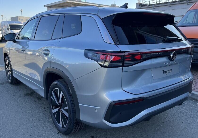 O121O07785_12.webp_Tayron People 2,0 TDI 7DSG 110 kW