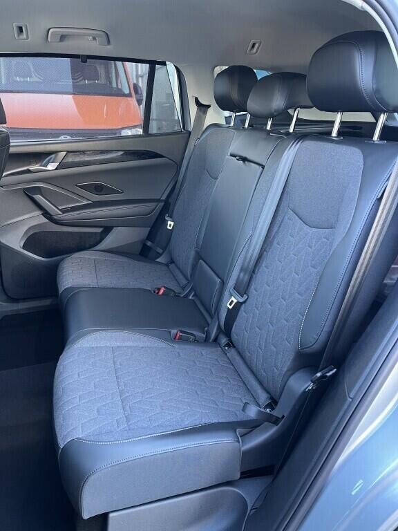 O121O07785_21.webp_Tayron People 2,0 TDI 7DSG 110 kW