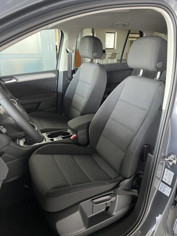 O121O07790_21.webp_Touran People 1,5 TSI EVO 110 kW 7 DSG