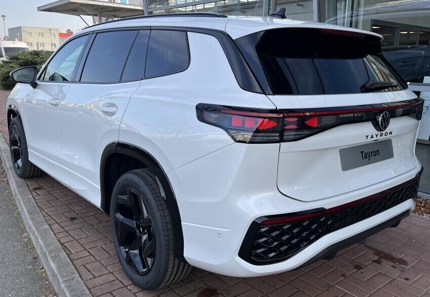 O121O07821_12.webp_Tayron R-Line People 2,0 TDI 110 kW 7 DSG