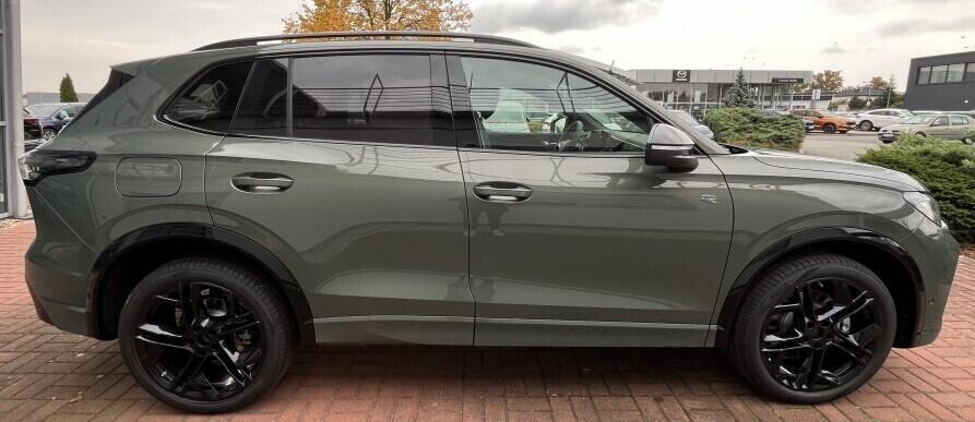 O121O07826_17.webp_Tiguan R-Line 1,5 TSI eHybrid 150 kW 6 DSG