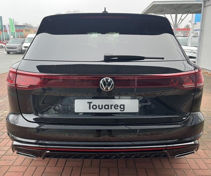 O121O07847_14.webp_Touareg R-Line People 3,0 TDI 170 kW 8 st.automat