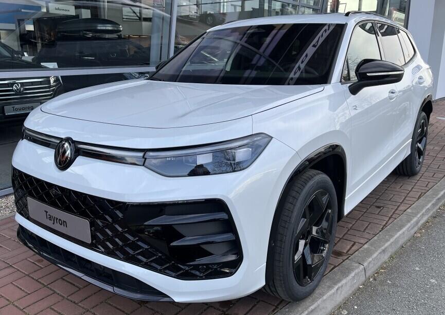 O121O07848_10.webp_Tayron R-Line People 2,0 TDI 110 kW 7 DSG