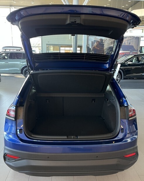 O121O07853_15.webp_Taigo People 1,0 TSI 85 kW 7 DSG