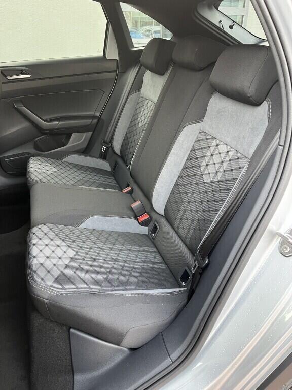 O121O07856_20.webp_Taigo R-Line People 1,5 TSI 110 kW