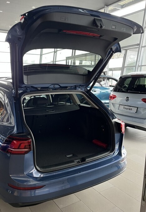 O121O07861_15.webp_Golf Variant People 1,5 eTS 85 kW 7 DSG