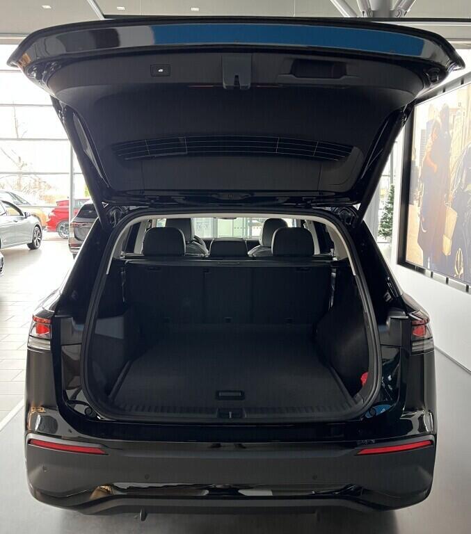 O121O07863_15.webp_Tayron People 2,0 TDI 110 kW 7 DSG