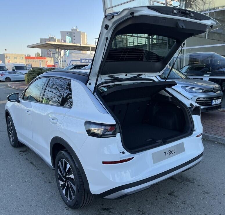 O121O07877_13.webp_T-Roc Life 1,5 eTSI 110 kW 7 DSG