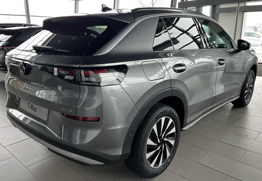 O121O07878_16.webp_T-Roc Life 1,5 eTS 85 kW 7 DSG