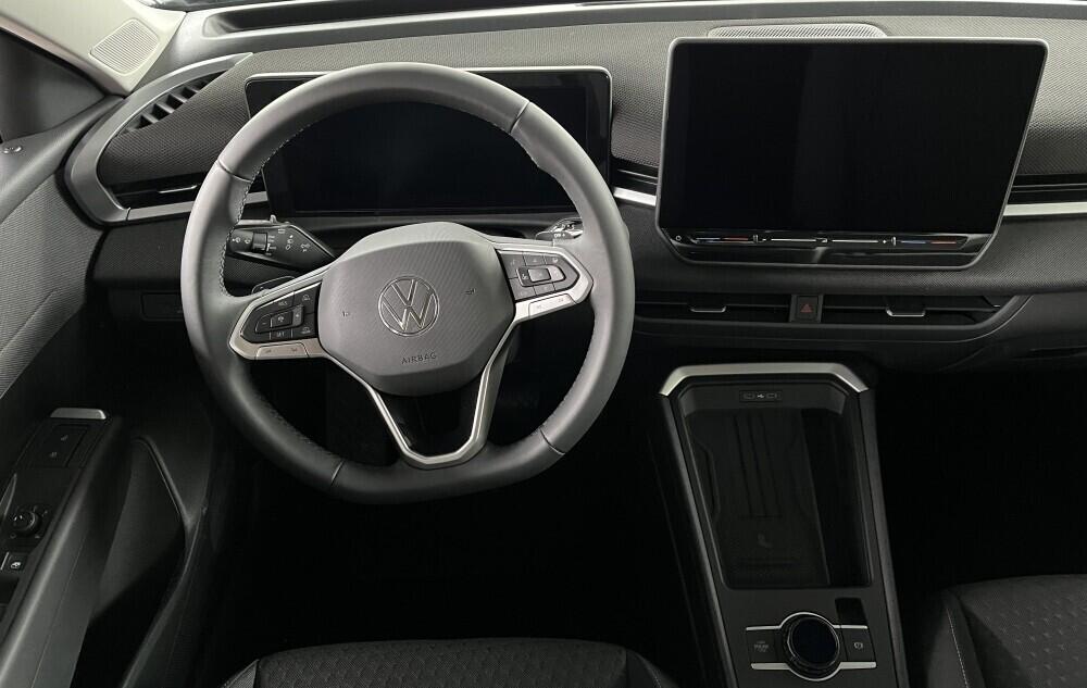 O121O07878_23.webp_T-Roc Life 1,5 eTS 85 kW 7 DSG