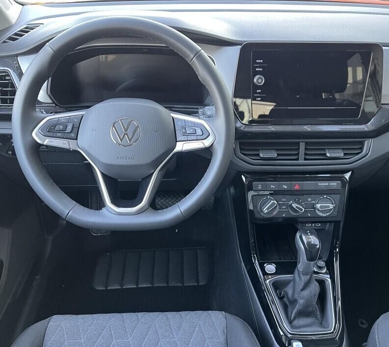 O121O07879_22.webp_T-Cross People 1.0 TSI 85 kW 7 DSG