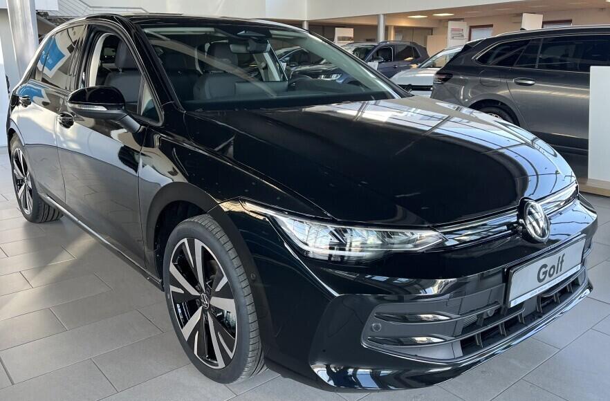 O121O07881_18.webp_Golf People 1,5 eTSI 85 kW 7 DSG