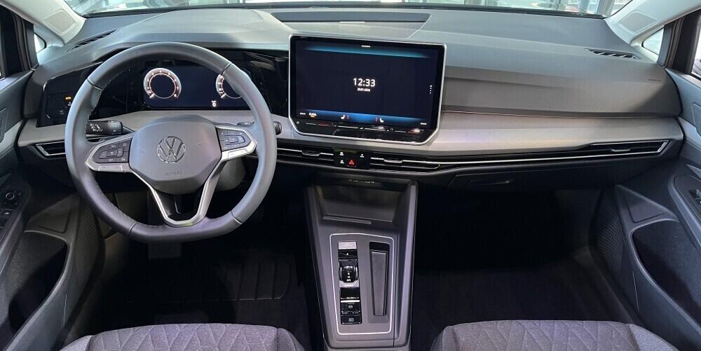 O121O07881_22.webp_Golf People 1,5 eTSI 85 kW 7 DSG