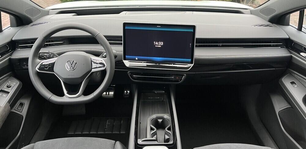 O121O07882_22.webp_ID.7 Tourer Pro S People 210  kW 86 kW