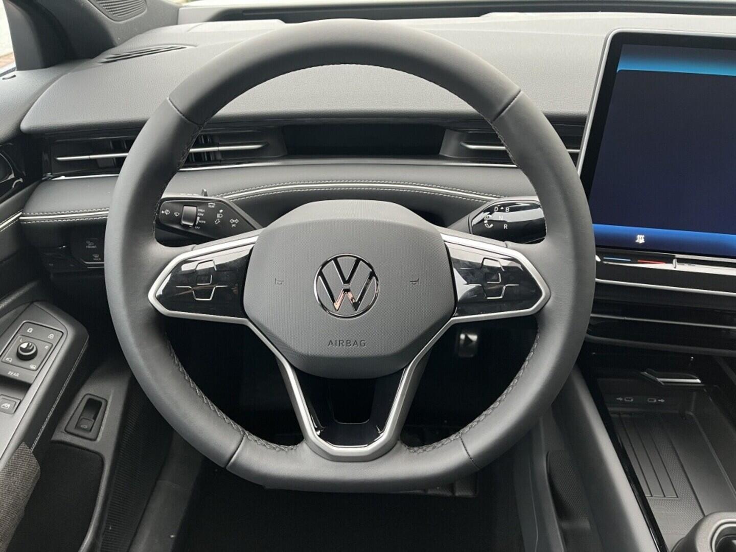 O121O07882_24.webp_ID.7 Tourer Pro S People 210  kW 86 kW