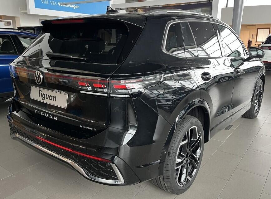 O121O07885_16.webp_Tiguan R-Line 1,5 TSI eHybrid 150 kW 6 DSG