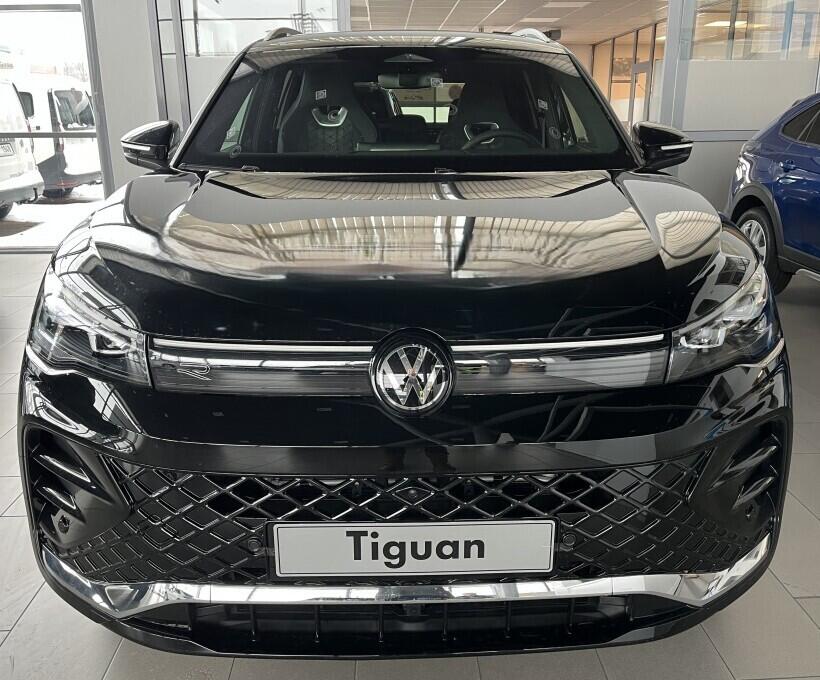 O121O07885_19.webp_Tiguan R-Line 1,5 TSI eHybrid 150 kW 6 DSG