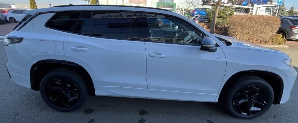 O121O07889_17.webp_Tayron R-Line 1,5 TSI eHybrid 150 kW 6 DSG