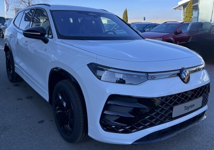 O121O07889_18.webp_Tayron R-Line 1,5 TSI eHybrid 150 kW 6 DSG