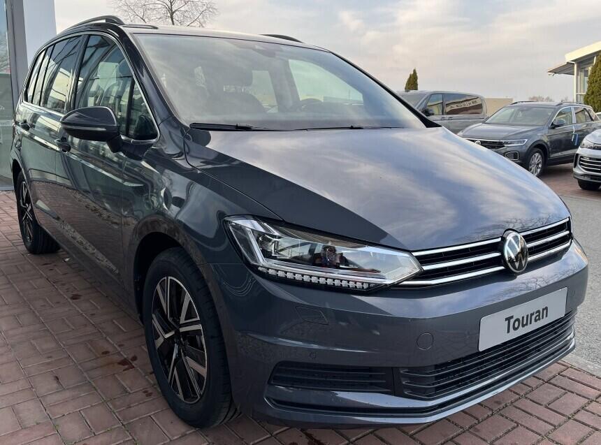 O121O07891_17.webp_Touran People 1,5 TSI EVO2 7DSG 110 kW