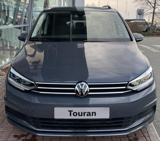 O121O07891_18.webp_Touran People 1,5 TSI EVO2 7DSG 110 kW