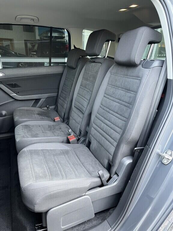 O121O07891_19.webp_Touran People 1,5 TSI EVO2 7DSG 110 kW