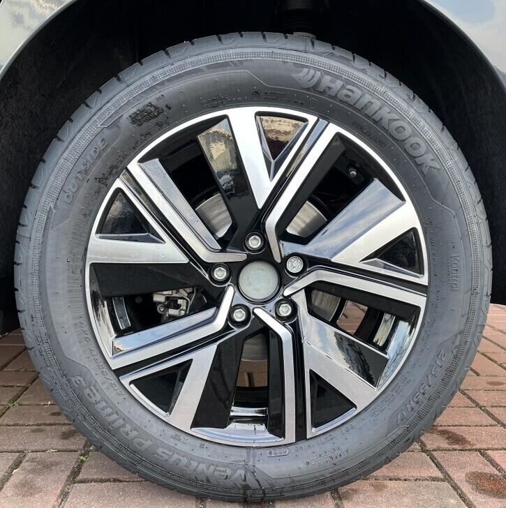 O121O07891_24.webp_Touran People 1,5 TSI EVO2 7DSG 110 kW