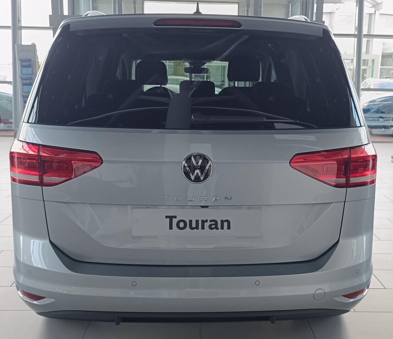 O121O07892_14.webp_Touran People 1,5 TSI EVO2 7DSG 110 kW