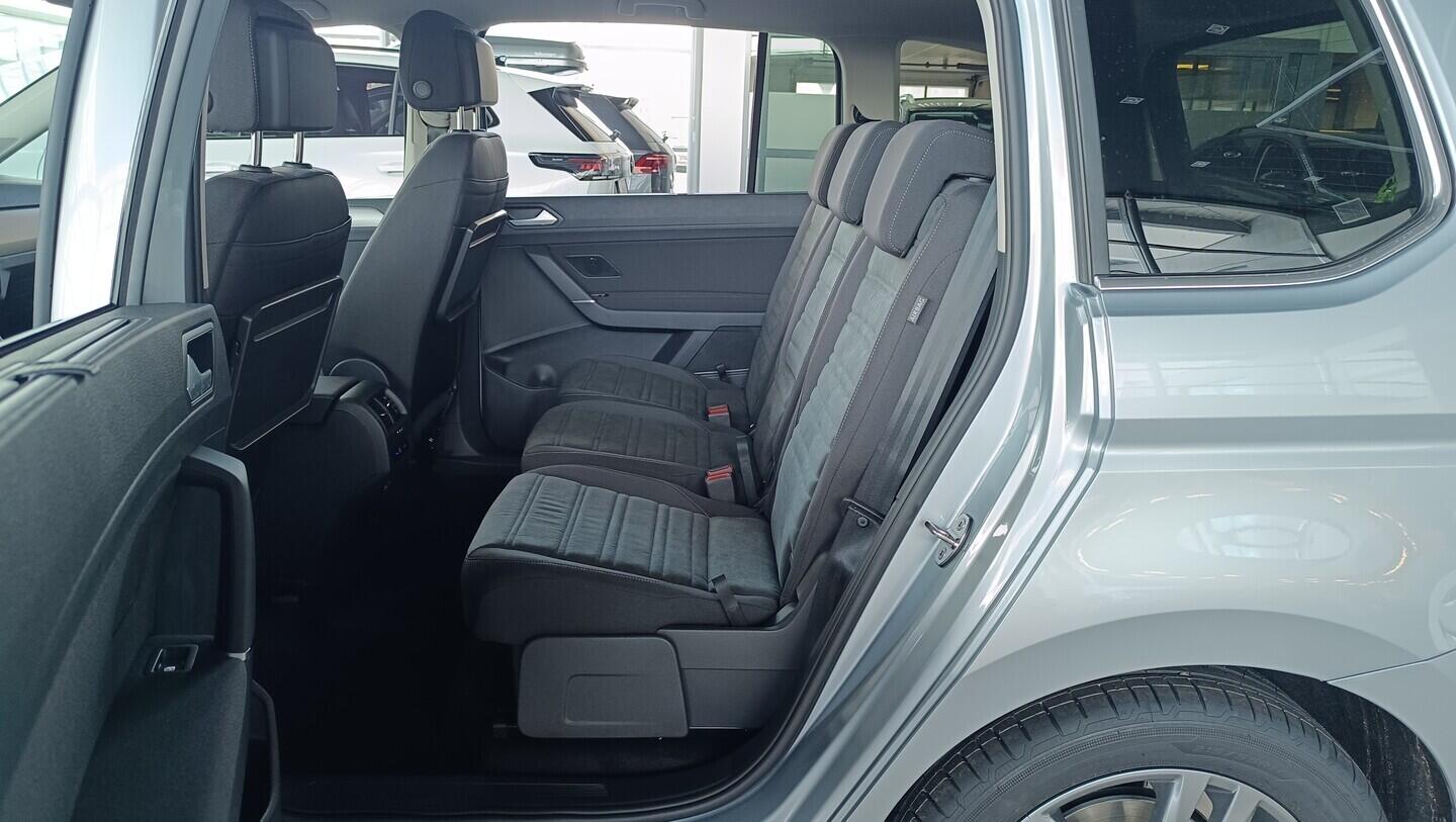 O121O07892_21.webp_Touran People 1,5 TSI EVO2 7DSG 110 kW