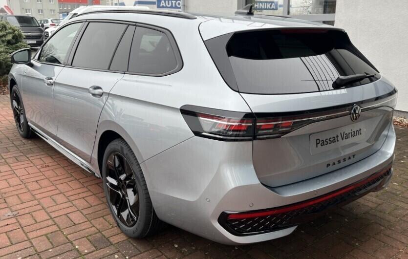 O121O07894_12.webp_Passat R-Line 2,0 TDI 110 kW 7 DSG