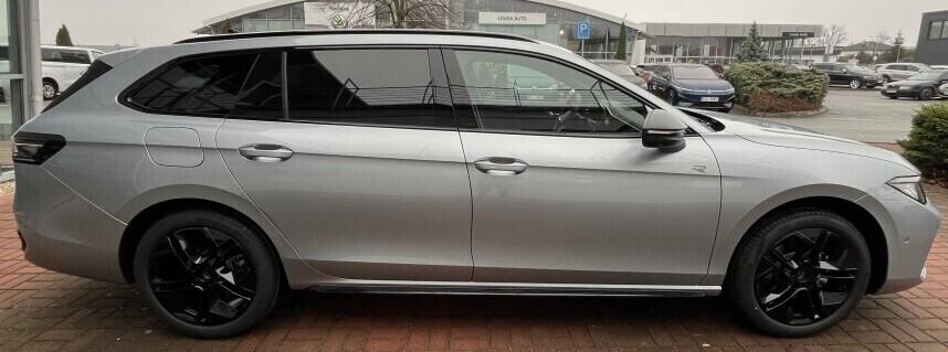 O121O07894_17.webp_Passat R-Line 2,0 TDI 110 kW 7 DSG