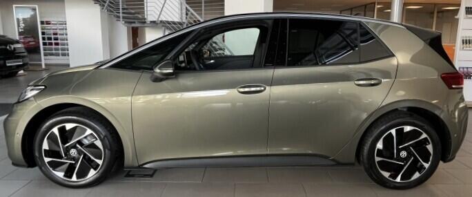 O121O07895_11.webp_ID.3 Pure People 125kW  kW