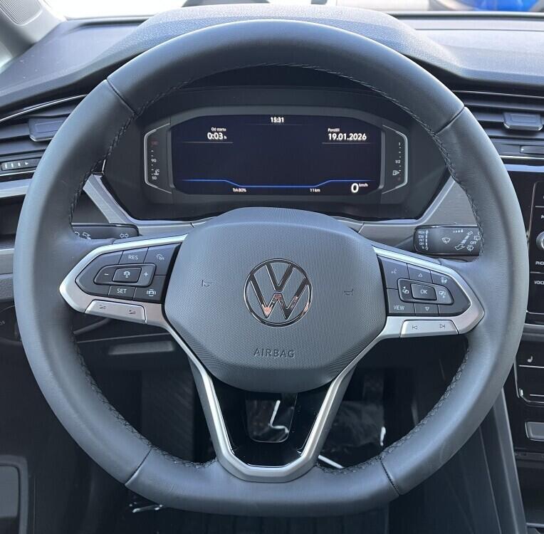 O121O07904_24.webp_Touran Friends 1,5 TSI 110 kW 7 DSG