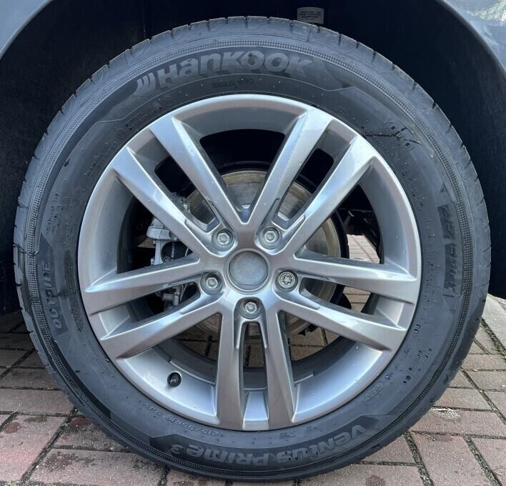 O121O07904_26.webp_Touran Friends 1,5 TSI 110 kW 7 DSG