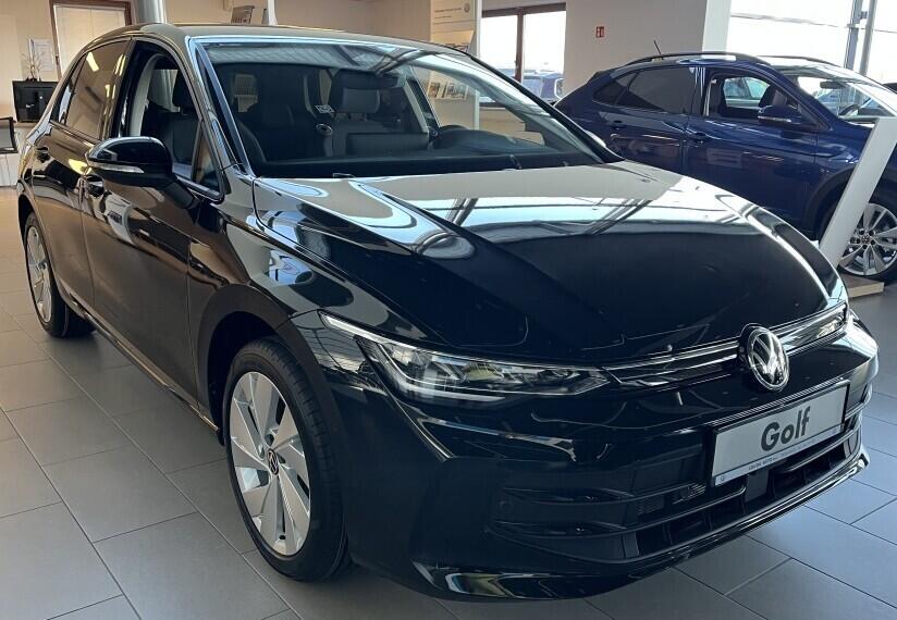 O121O07906_18.webp_Golf People 1,5 eTSI 85 kW 7 DSG