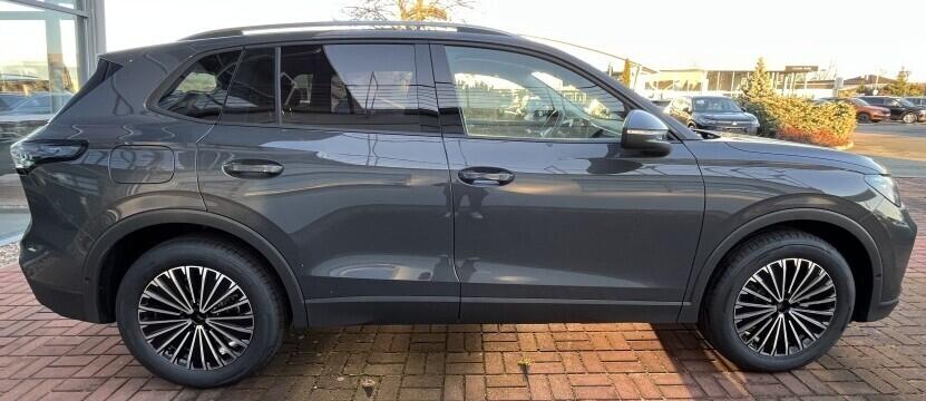 O121O07920_17.webp_Tiguan People 1,5 eTSI mHEV 110 kW 7 DSG