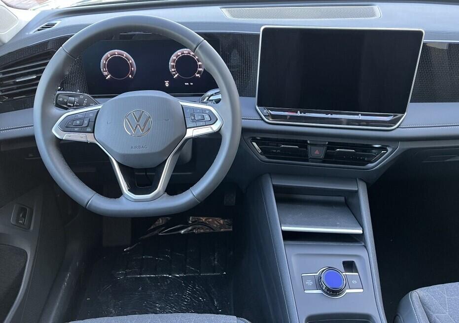 O121O07920_23.webp_Tiguan People 1,5 eTSI mHEV 110 kW 7 DSG