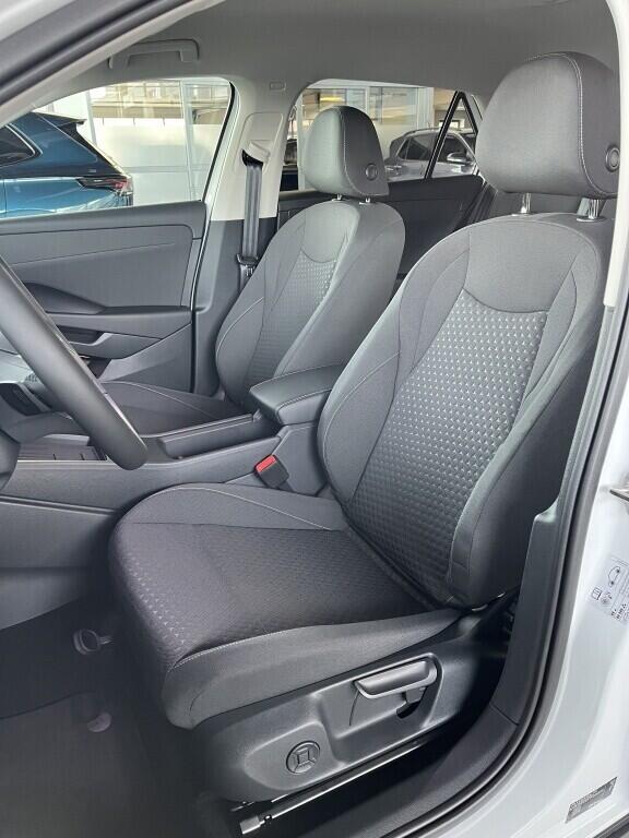 O121O07928_21.webp_T-Roc Life 1,5 eTSI 110 kW 7DSG