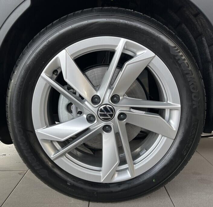 O121O07928_25.webp_T-Roc Life 1,5 eTSI 110 kW 7DSG