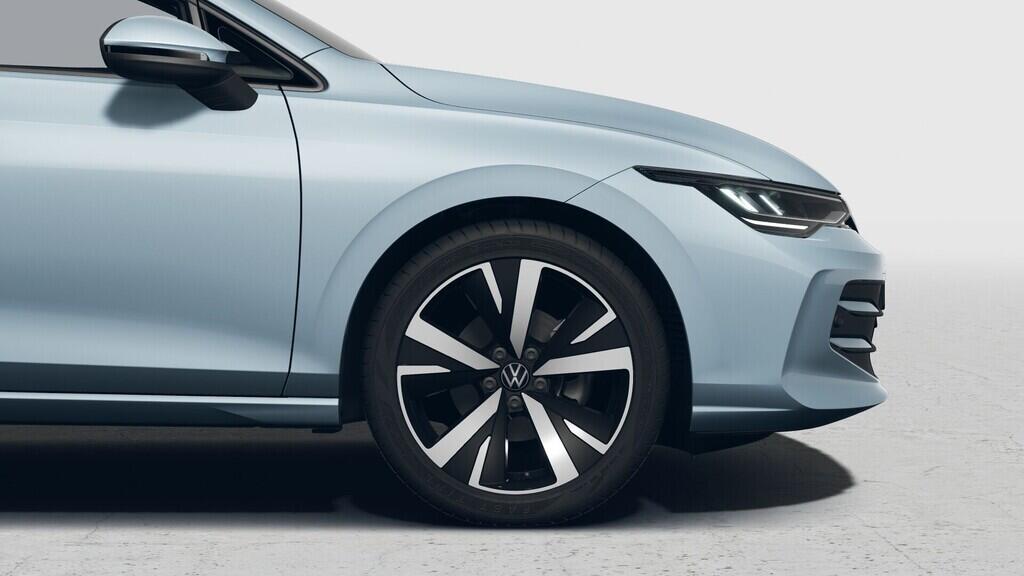 O121O07934_13.webp_Golf People 1,5 eTSI 110 kW 7 DSG mHEV